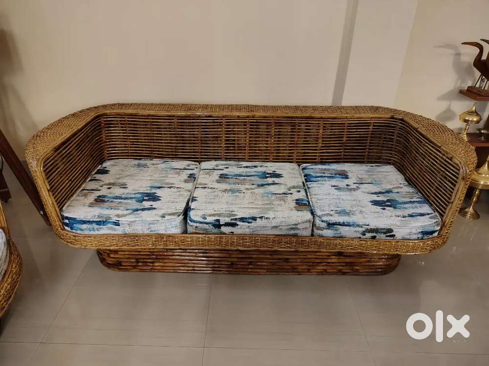 Selling 5 seater sofa