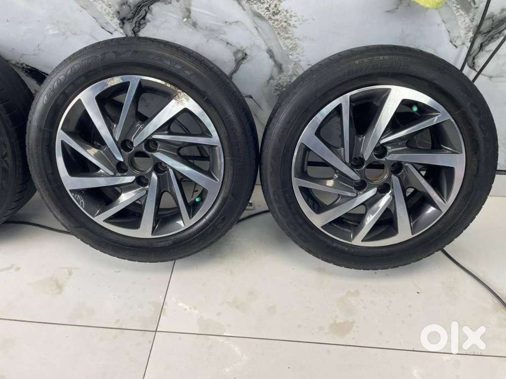 Polo TSi OEM Alloys