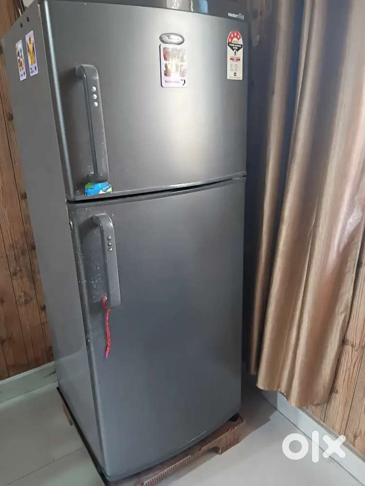 Whirlpool fridge double door 220 litre good condition