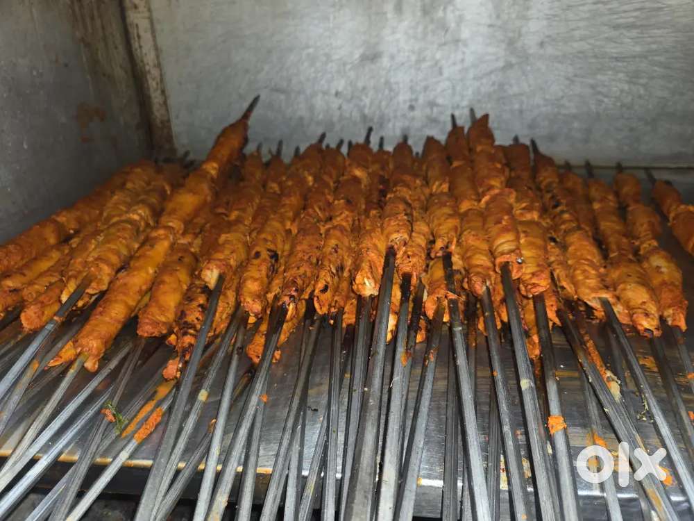 Veg restaurants job available