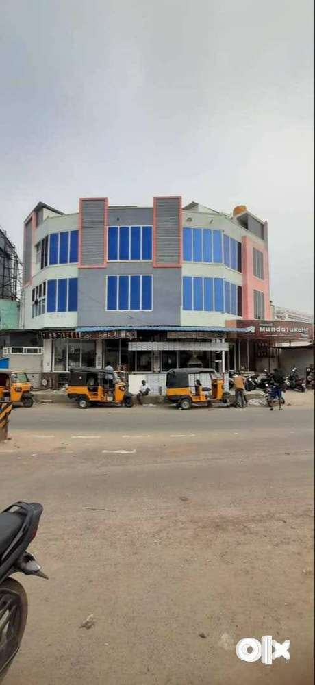 Rent for shop office textile academy tution JEE  Spa in guduvancherry