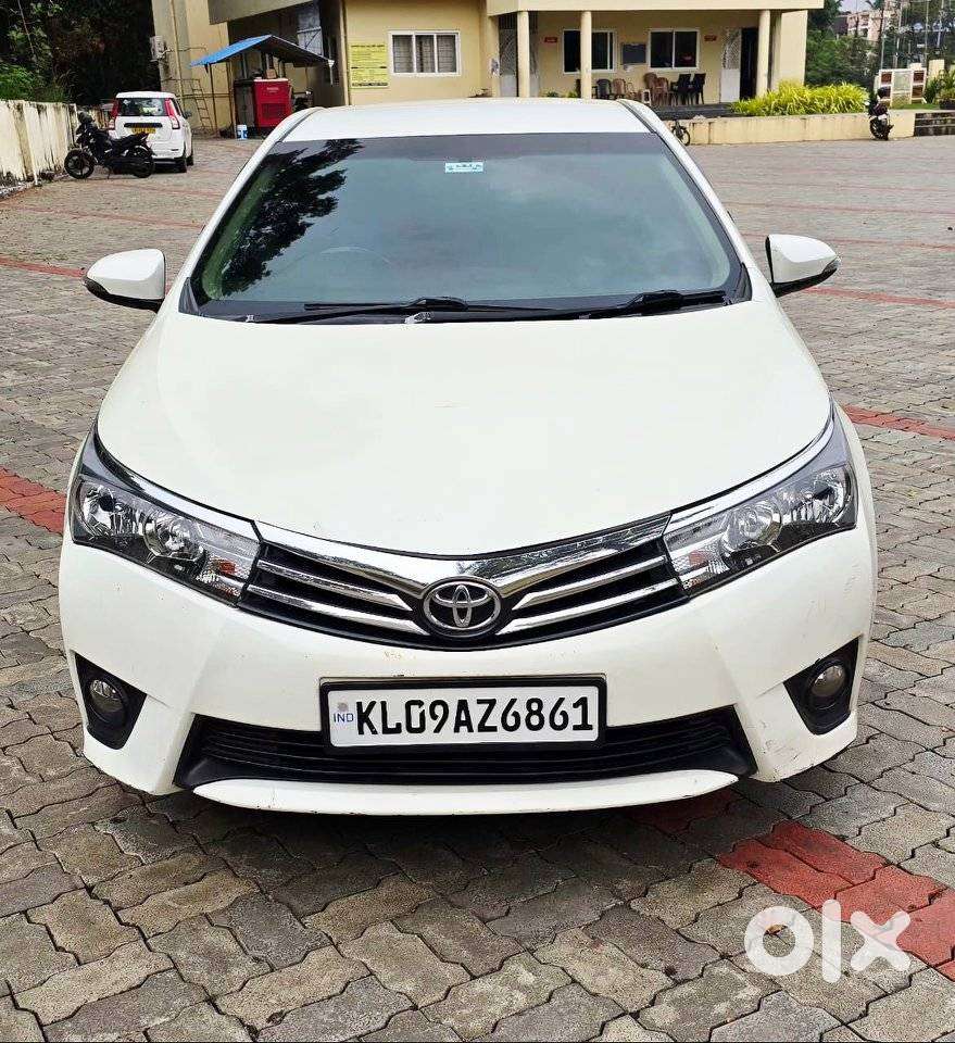 Toyota Corolla Altis 2013-2017 GL MT, 2015, Petrol