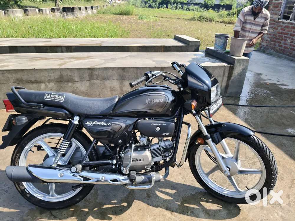 Hero splendor black colour