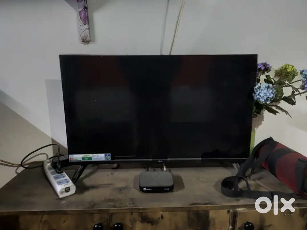 LG smart tv 32inch