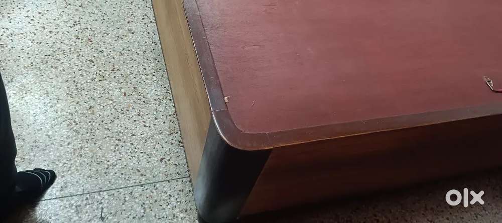 1 roomate chahiye jo v interested hai  sampark kre