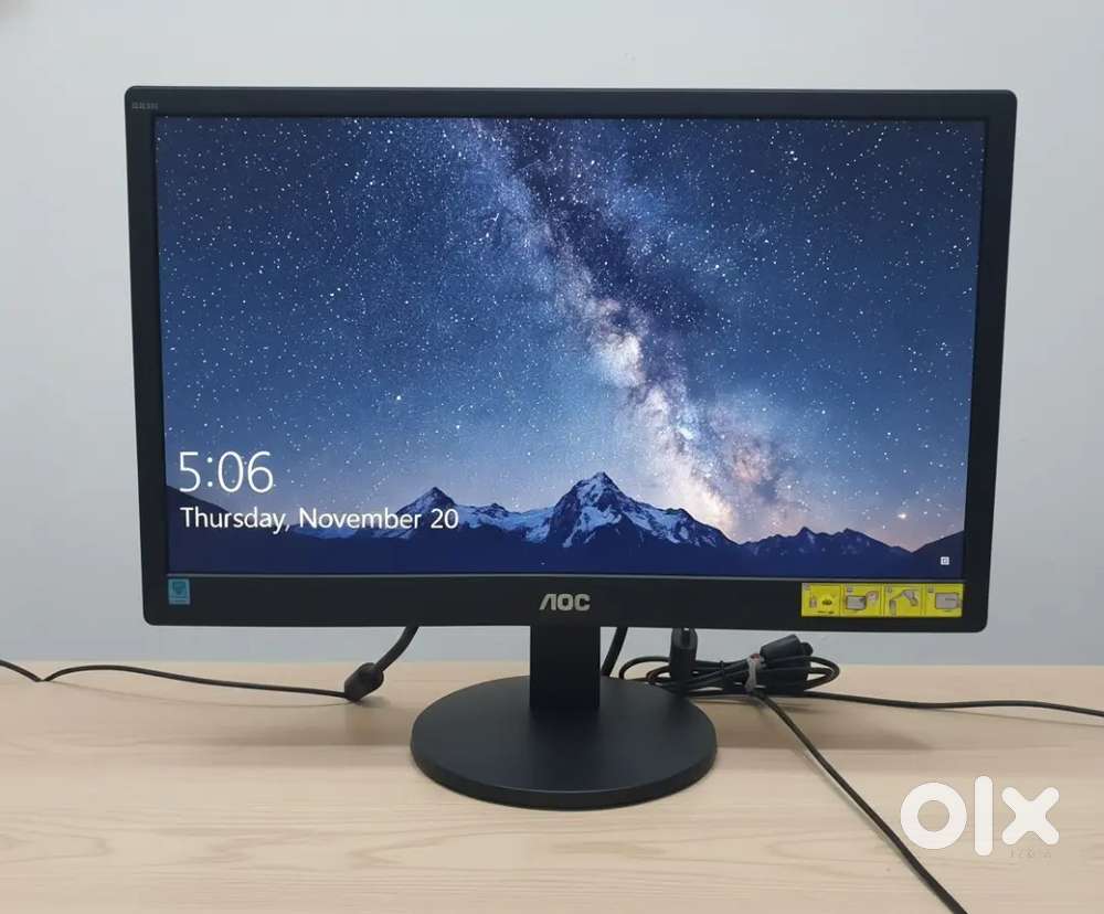 16.9 inches Monitor in good condition