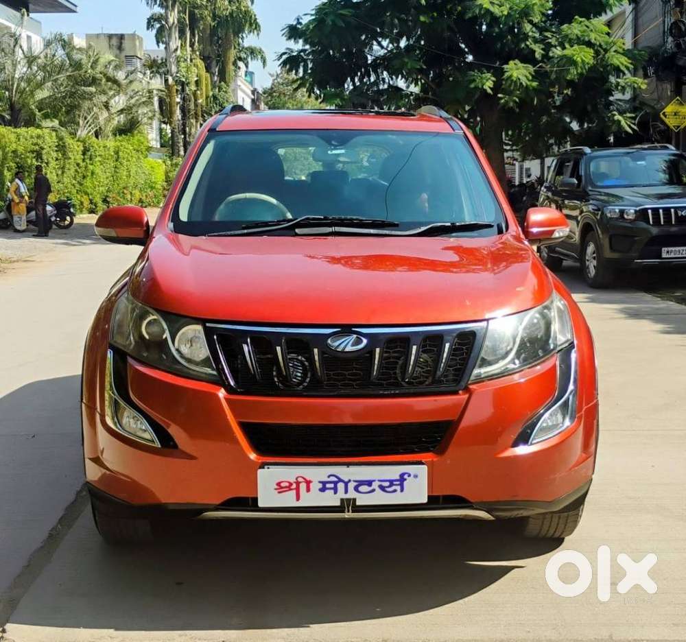 Mahindra XUV500 2.2 W10, 2015, Diesel
