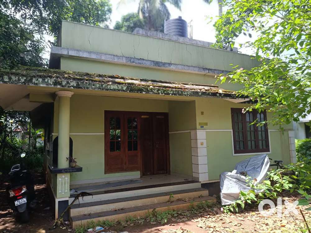 വീട് വാടകയ്ക്ക് സൈബർ പാർക്ക് സമീപം