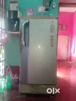 Godrej, 180L, 8 Yr old , single door