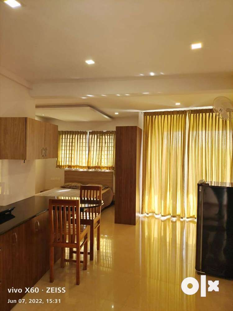 2Bhk Furnished Flat For Rent at Civil Station, Calicut (wd)