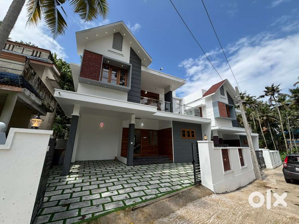New house for sale Mannathala