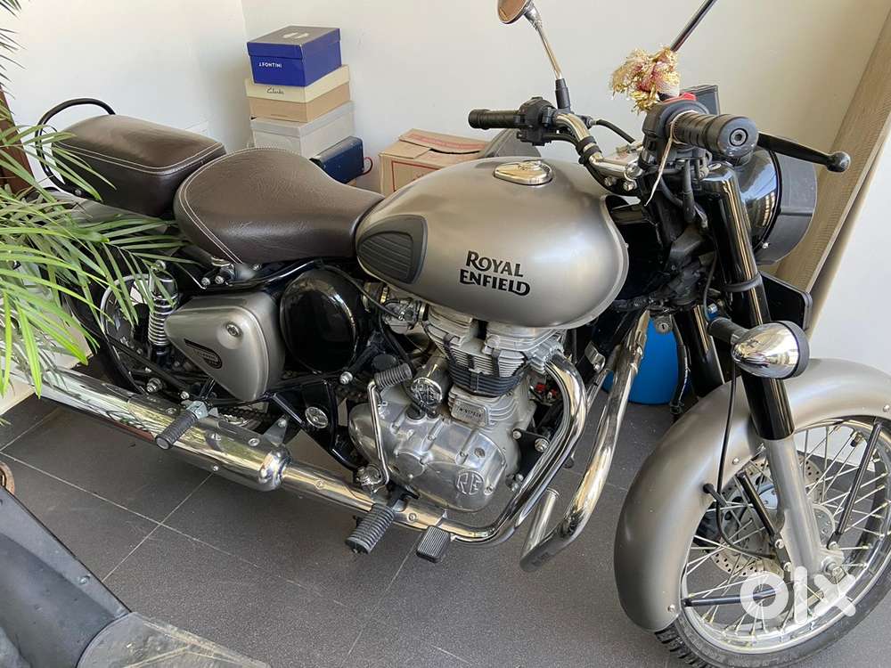 Royal Enfield Classic 350 dual disc break gunmetal grey