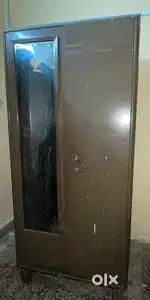 Wardrobe cupboard