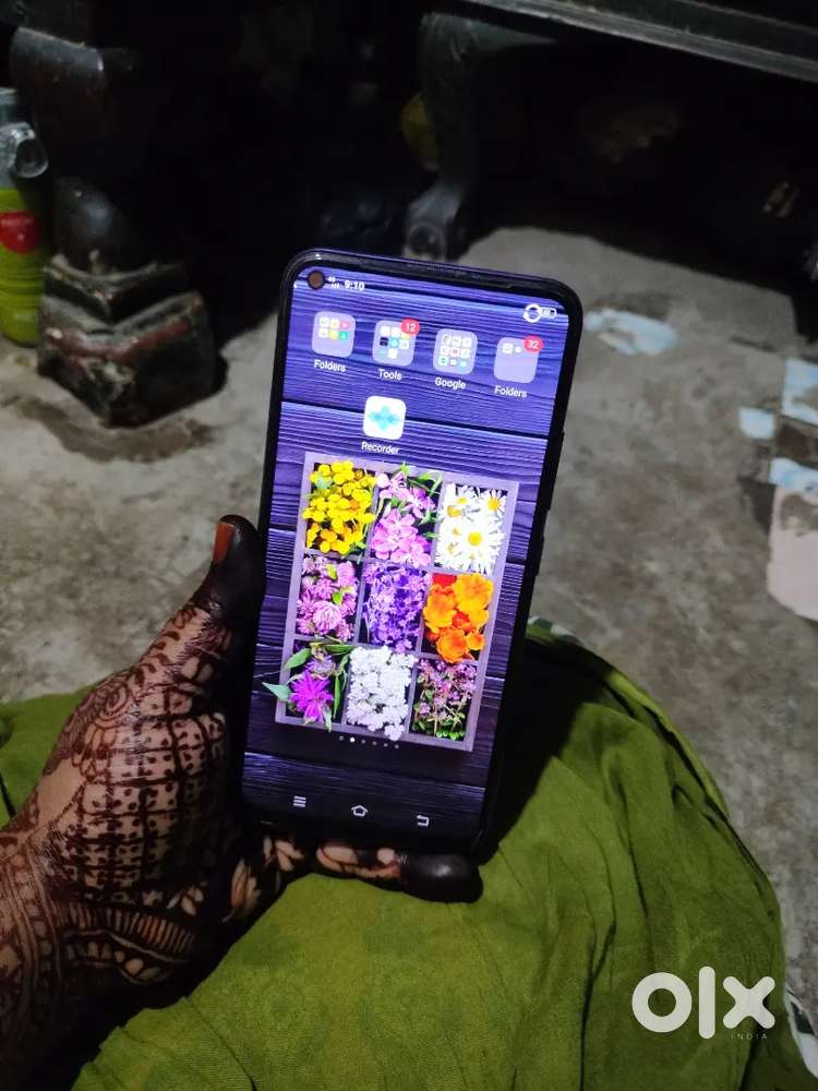 Old mobile but in good condition