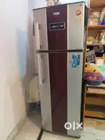 285 Litre Double Door Marron Grey Whirlpool Refrigerator