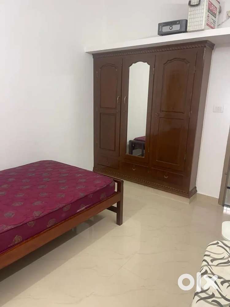 Furnished 1 BHK - AC Fridge - കലൂർ Jn 5 Mins Walk-  FAMILY / BACHELORS