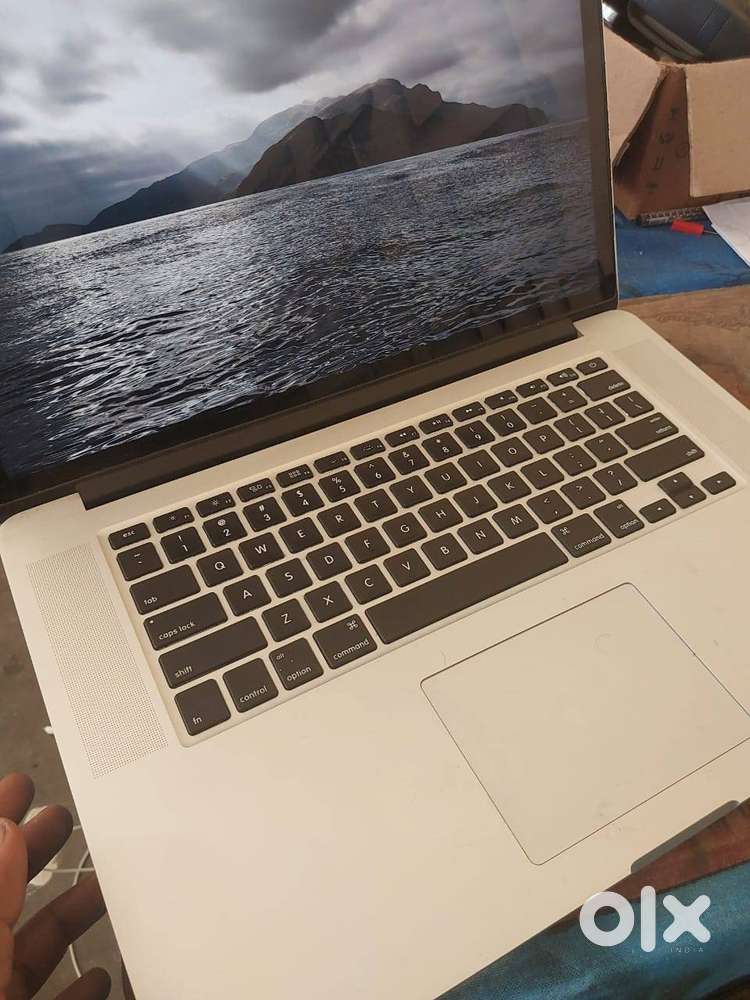 Apple MacBook Pro 15” (2015)  Excellent Condition  i7  16GB RAM