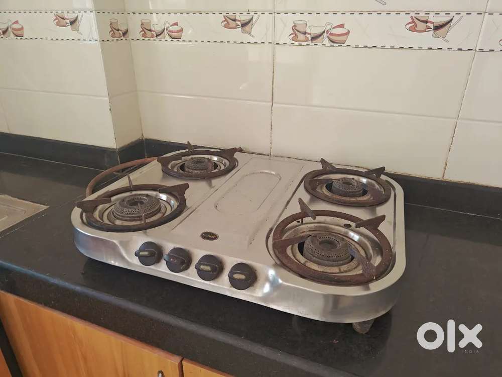 4 burner gas stove