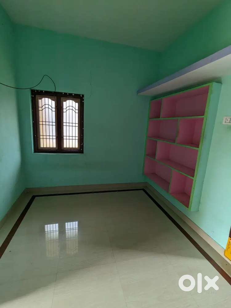 House' for rent in Alamuru