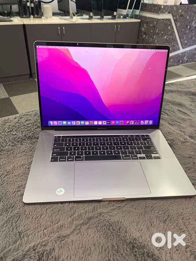 Apple Macbook Pro Touchbar 2019 i9 32GB 512GB Bill & Warranty