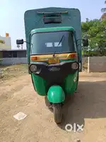 Bajaj ape auto cng maxima