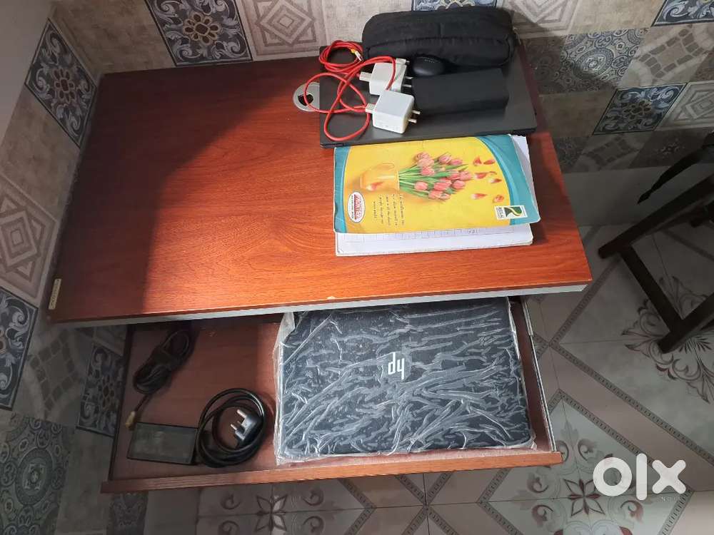Computer Table