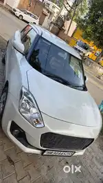 Maruti Suzuki Swift 2023 Petrol 39000 Km Driven. UNDER WARRANTY.
