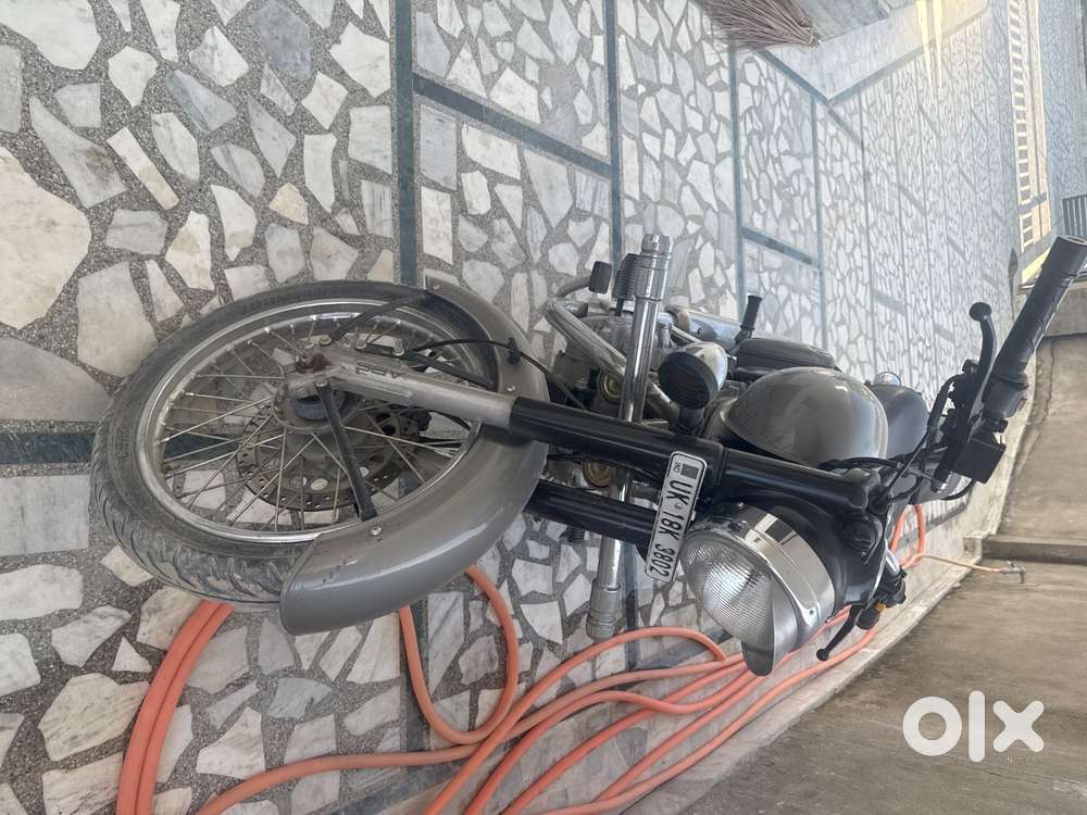 Gunmetal gray royal Enfield