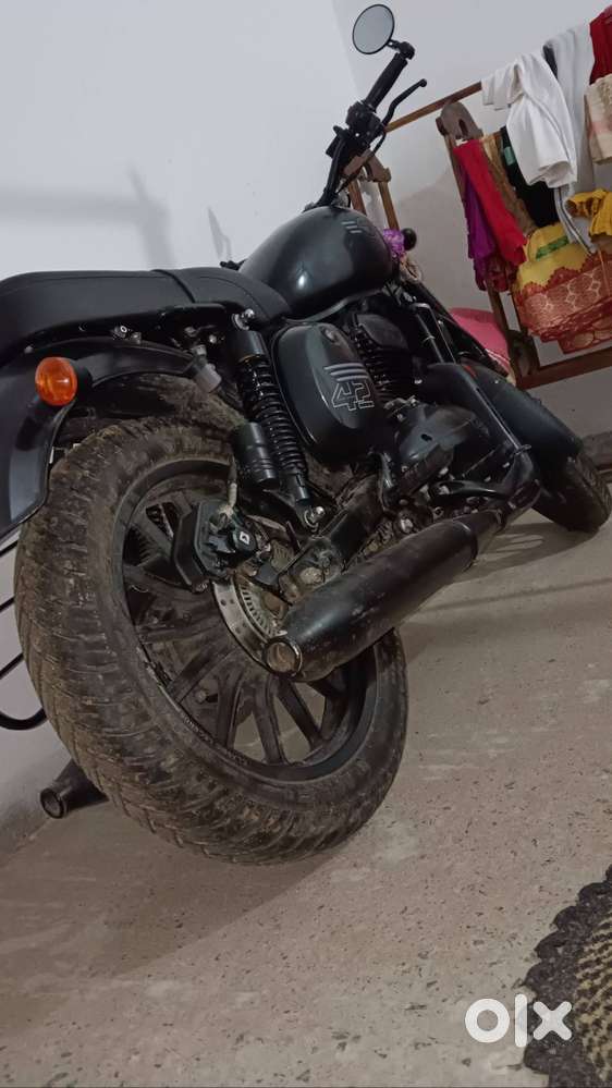 Jawa42 dual bs6 model