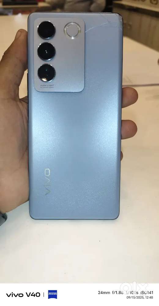 Vivo v 27 good condition