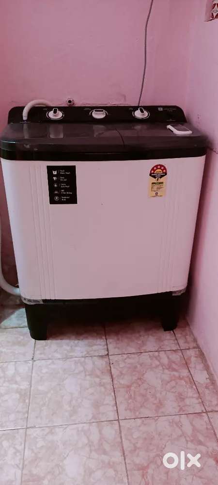 Semi automatic Realme tech life 7.5 Kg