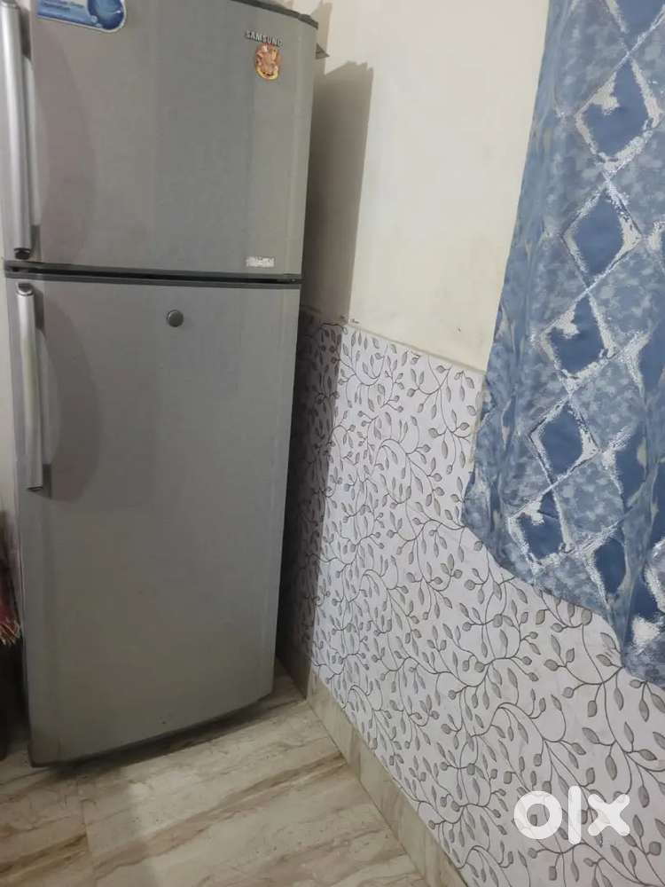 Double door fridge , medium cooling