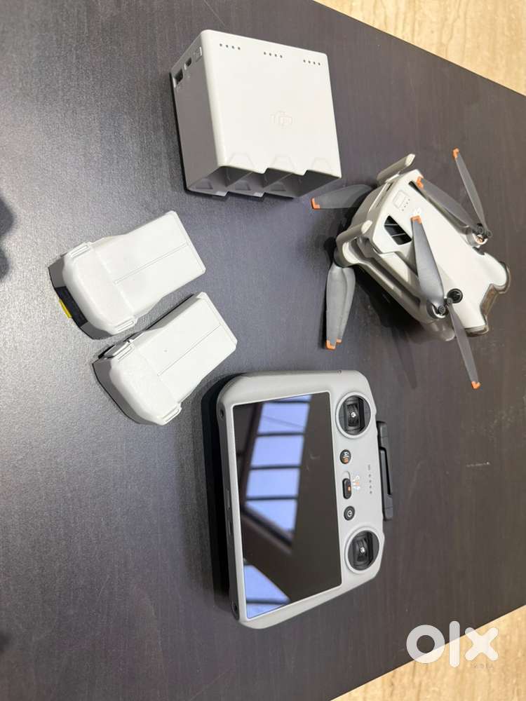 DJI MINI PRO 4 COMBO