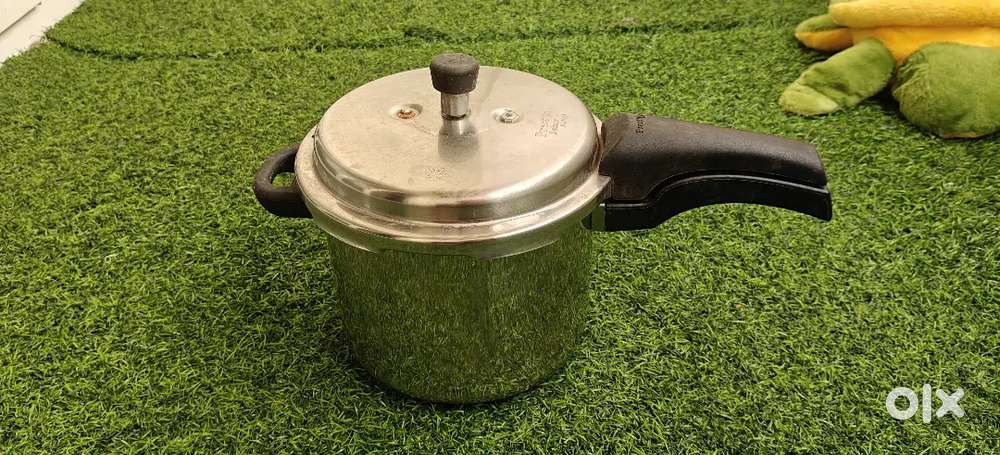 Prestige 5 litre Pressure cooker