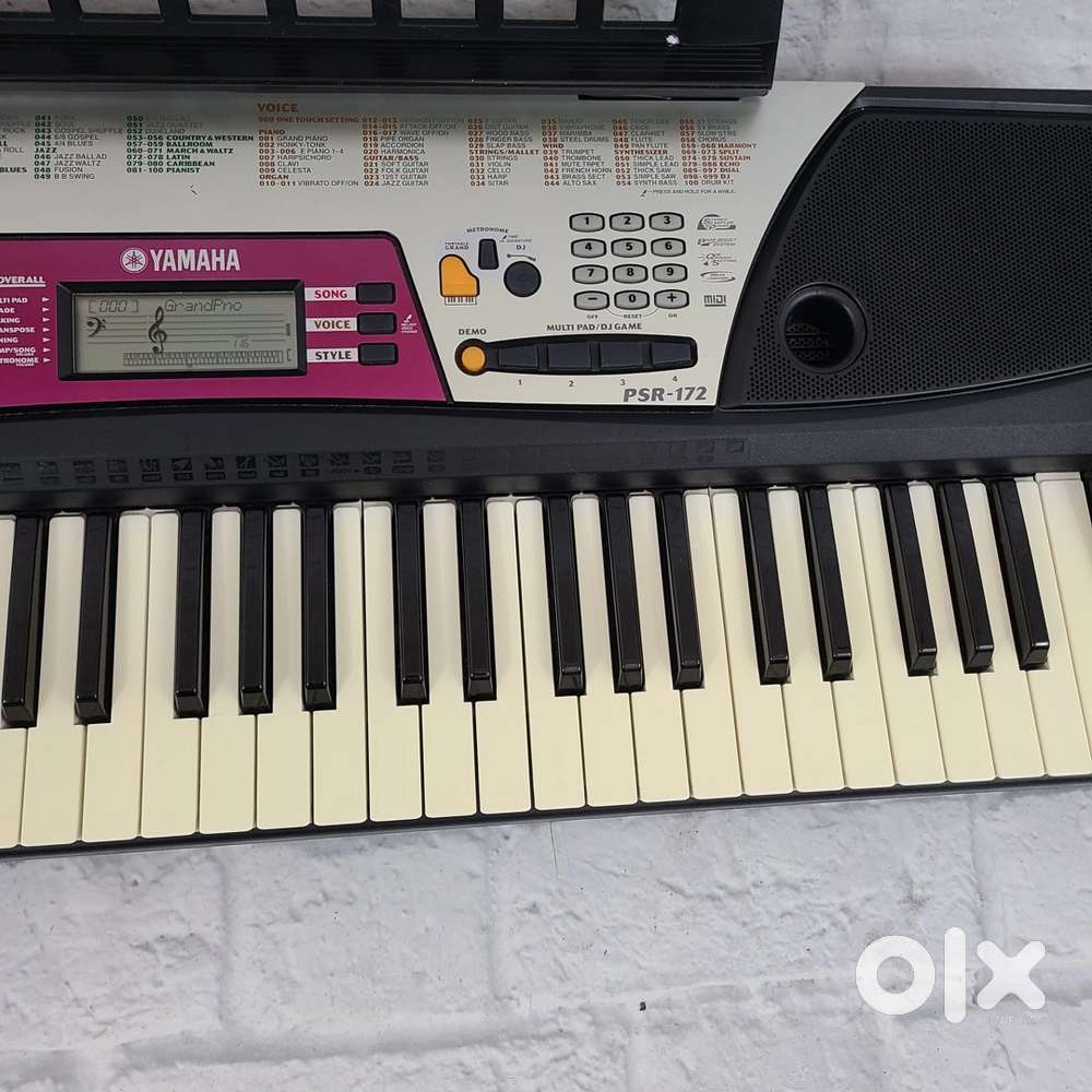 YAMAHA KEYBOARD PSR 172