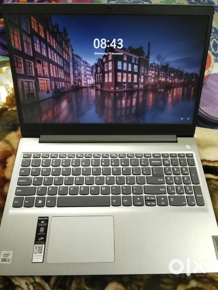 Lenavo i3 laptop