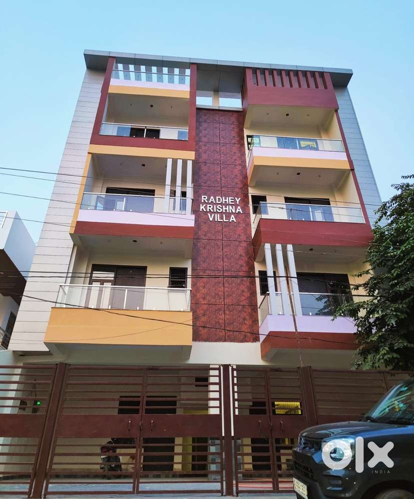 Looking for tenant from 1st Jan 2026 in 3 bhk semi furnished flat