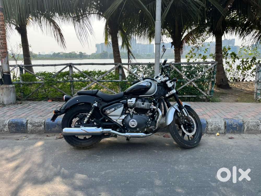 Royal Enfield Super Meteor 650 (March 2025)