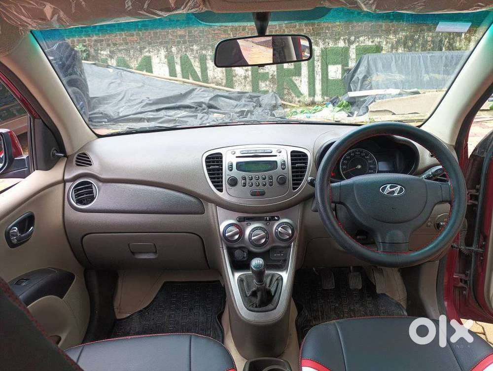 Hyundai i10 Sportz, 2016, Petrol