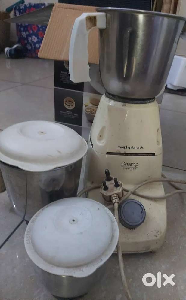 Mixer grinder Morphy Richards with 3 gars