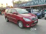 Toyota Innova 2.5 V 7 STR, 2012, Diesel