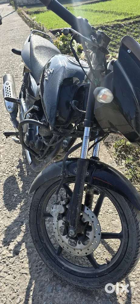 Army person bike sirf khadi rhti hai engine ok condition ok