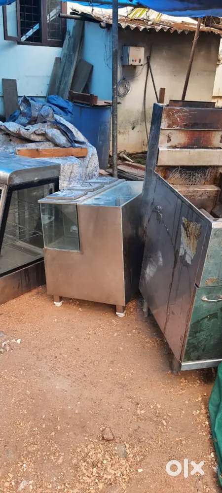 Bakery counter ,deep fryer,display counter
