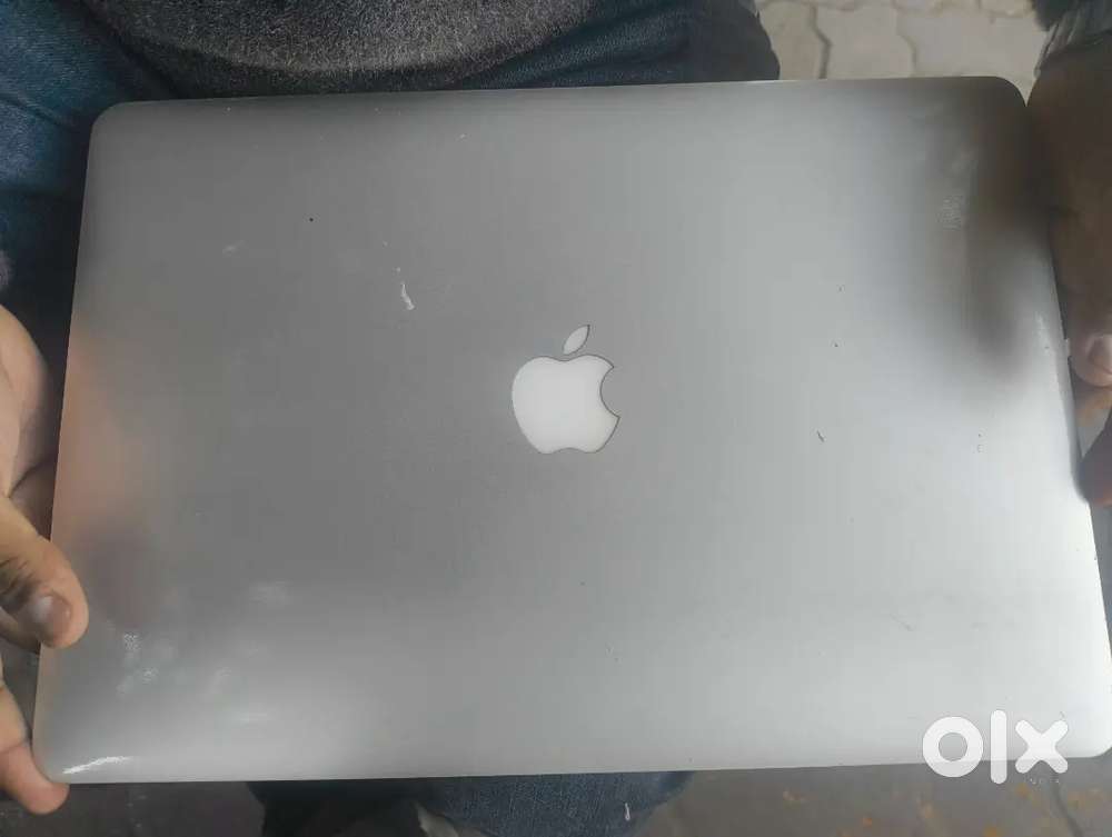 Mac Book pro 13 inch