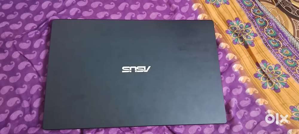 Laptop,Asus vivobook 15