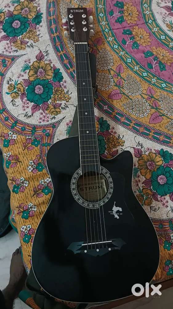 Strum Guitar