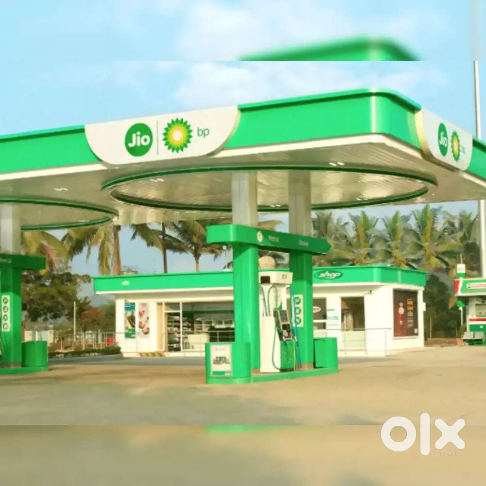 Executive at petrol pump