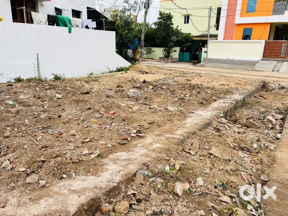 1200 sq ft west-facing plot, owner sale, price negotiable, ready now