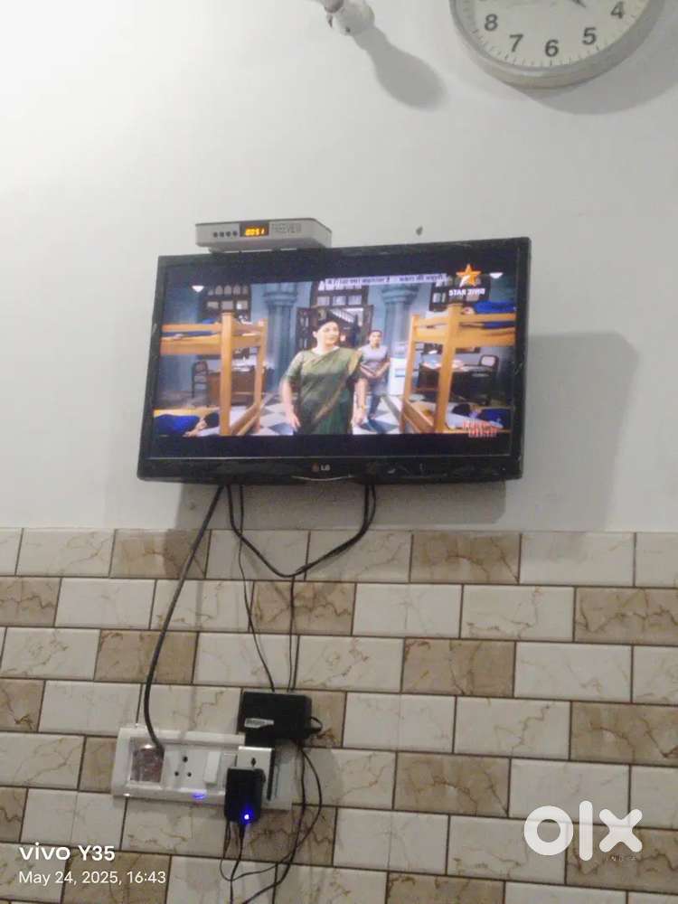 23 led tv lg .good condition