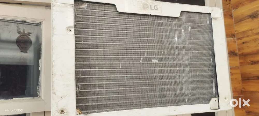 Lg AC 1.5 ton 3 star